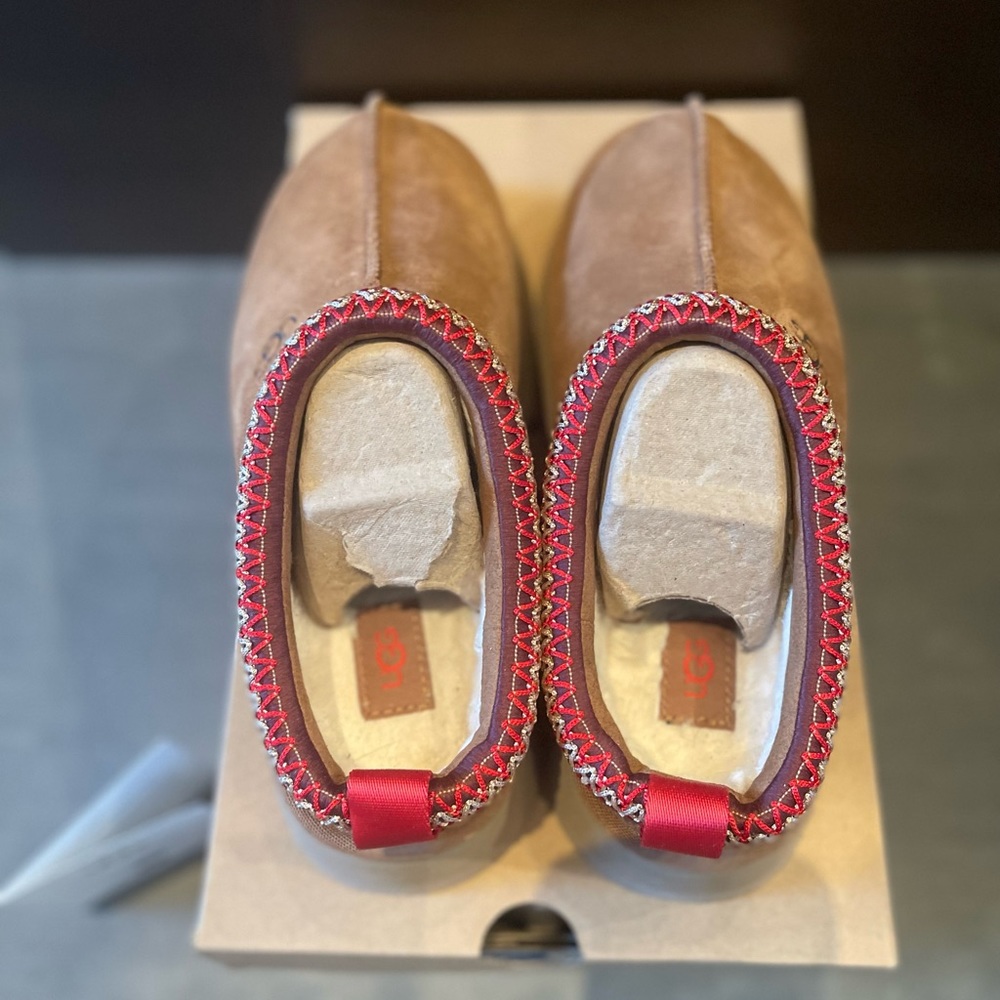 UGG Tazz womens size 6 - Picture 3 of 6